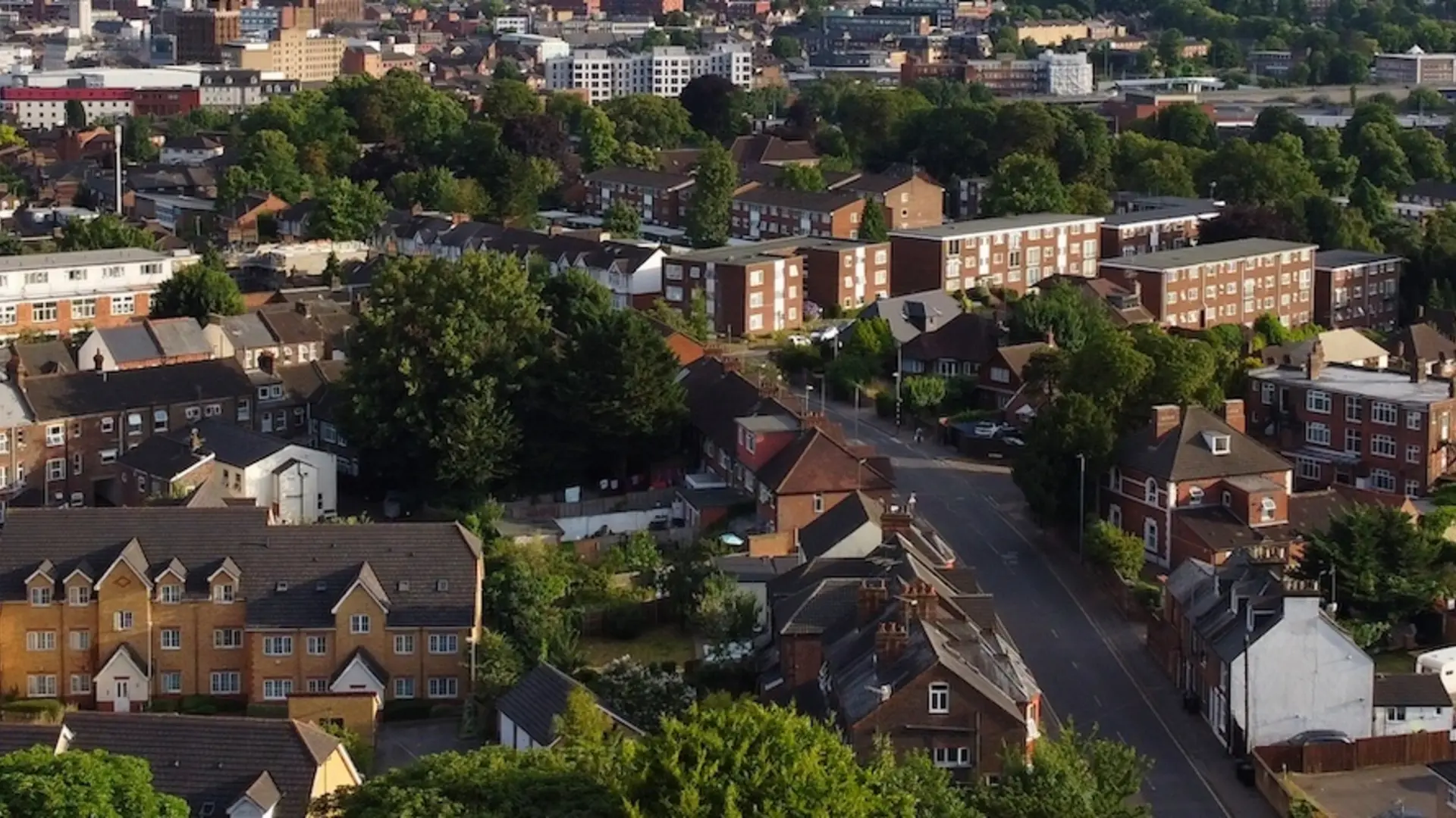 View of Luton suburbs